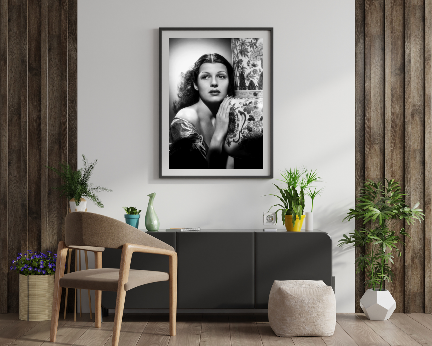 Rita Hayworth: Classic Glamour