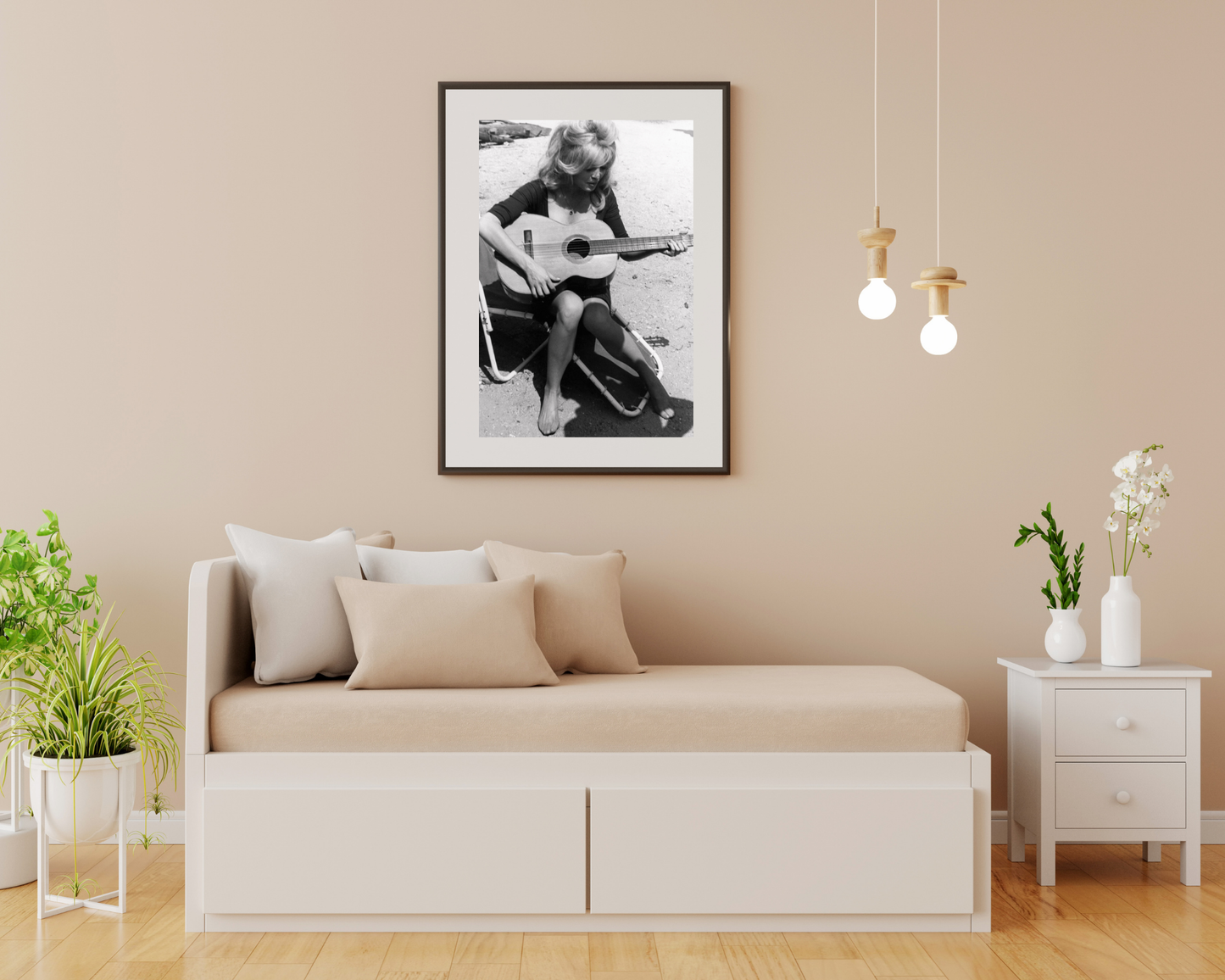 Brigitte Bardot: Beach Guitar