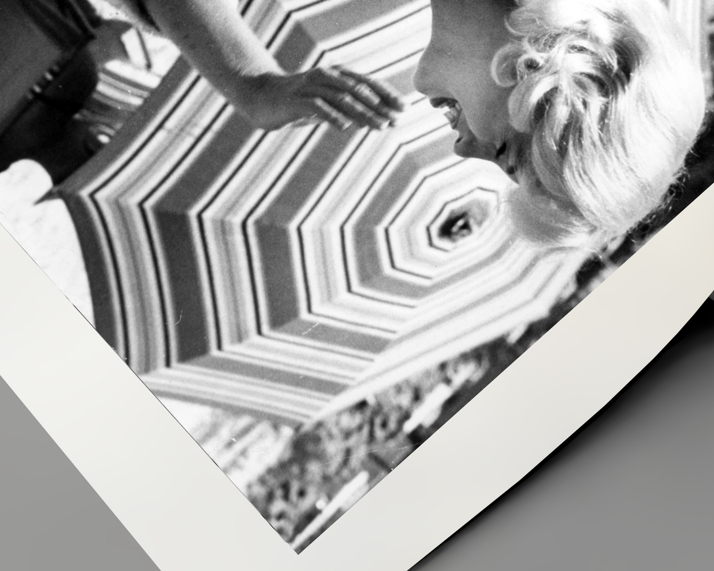 Marilyn Monroe: Behind Beach Scene for Some Like It Hot