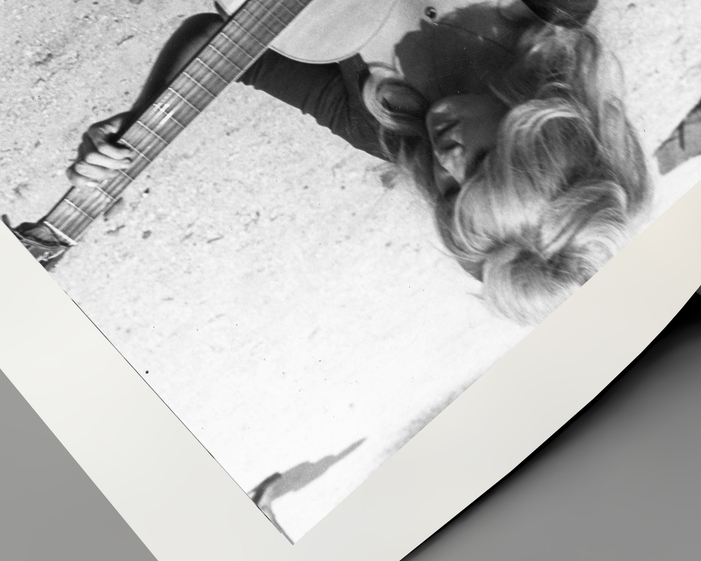 Brigitte Bardot: Beach Guitar