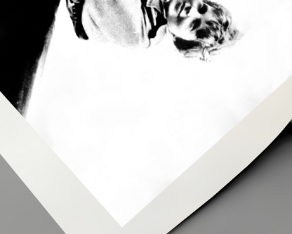 Amelia Earhart grimpe dans un avion