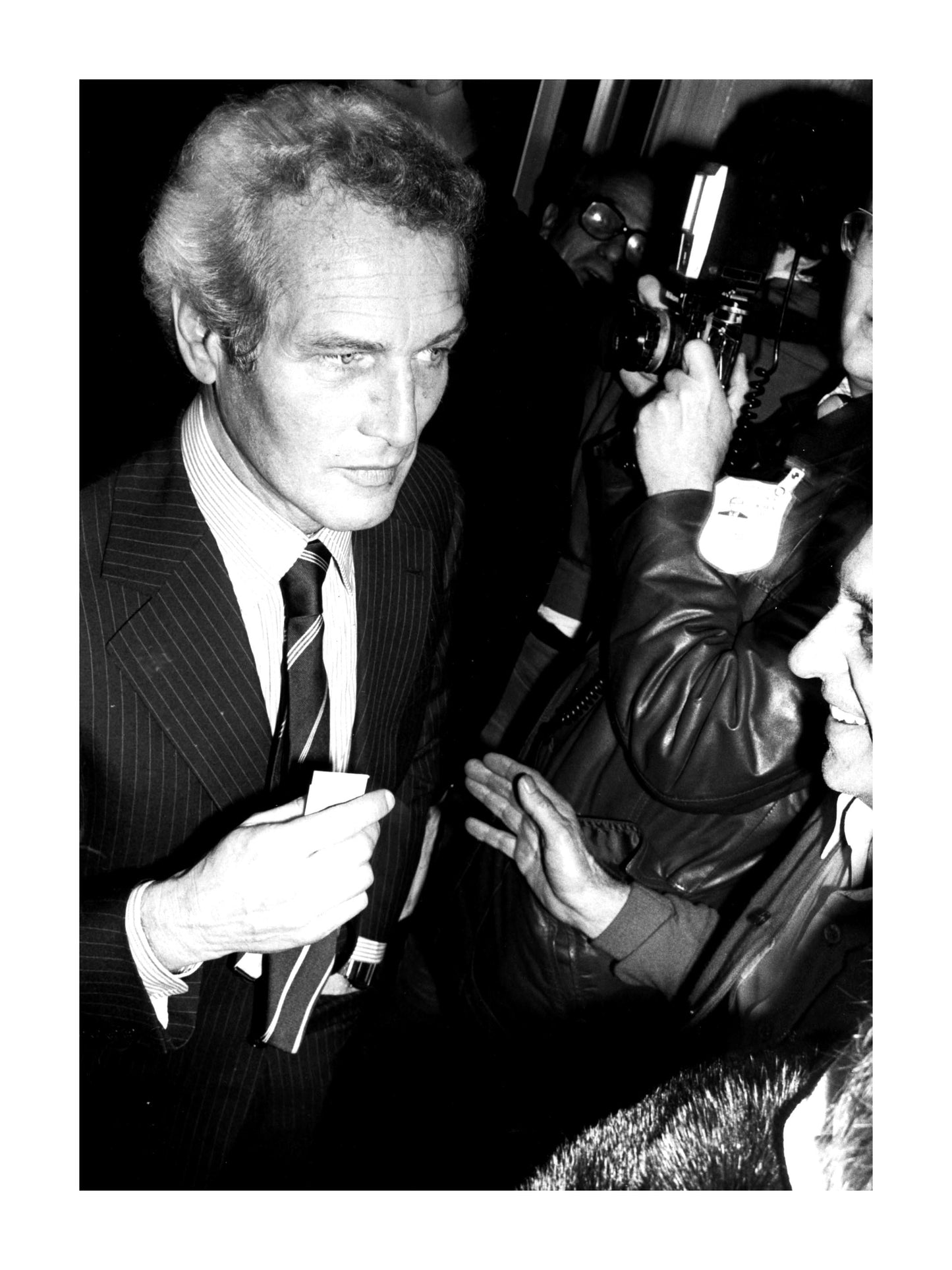 Paul Newman with Paparazzi