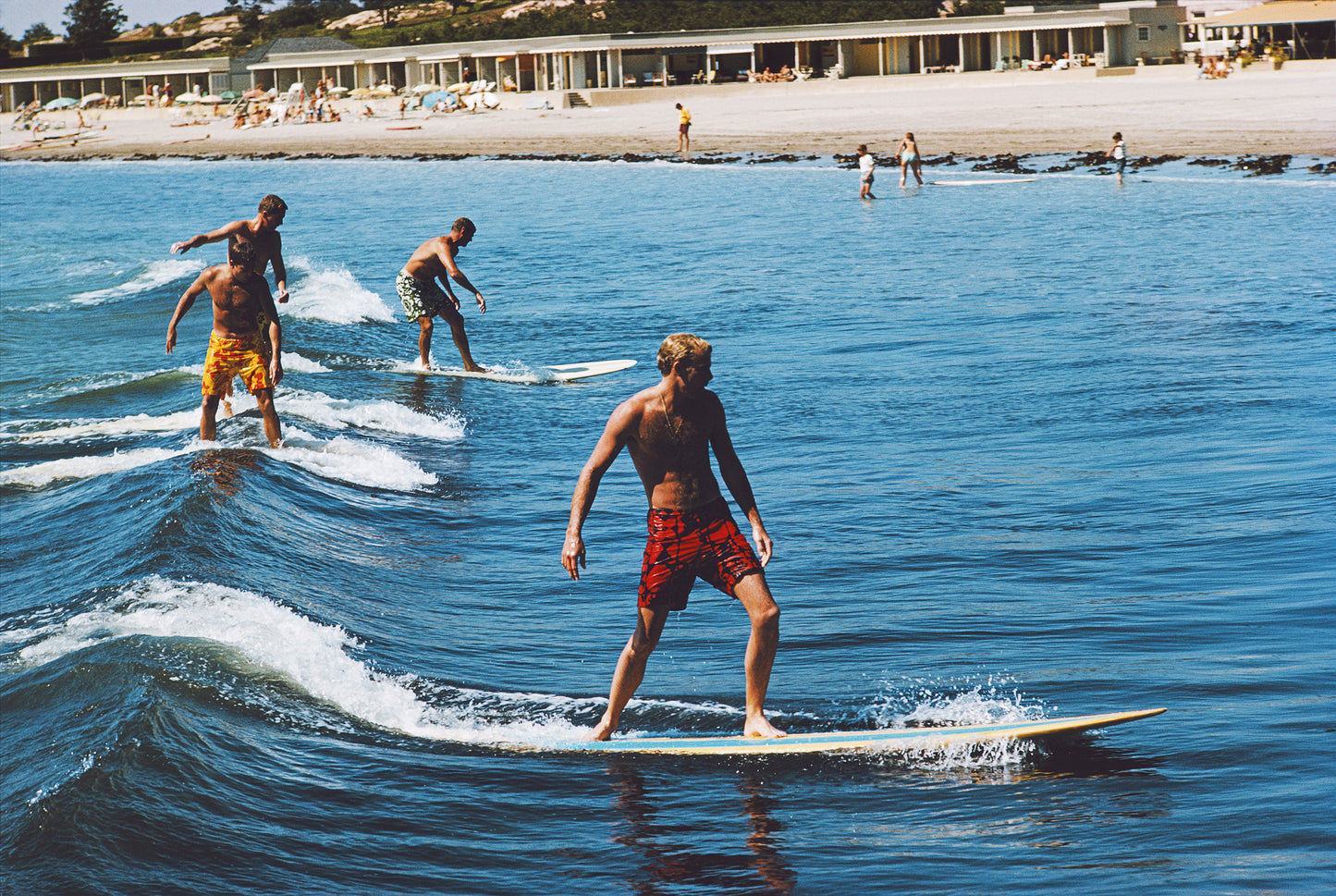 Frères surfeurs