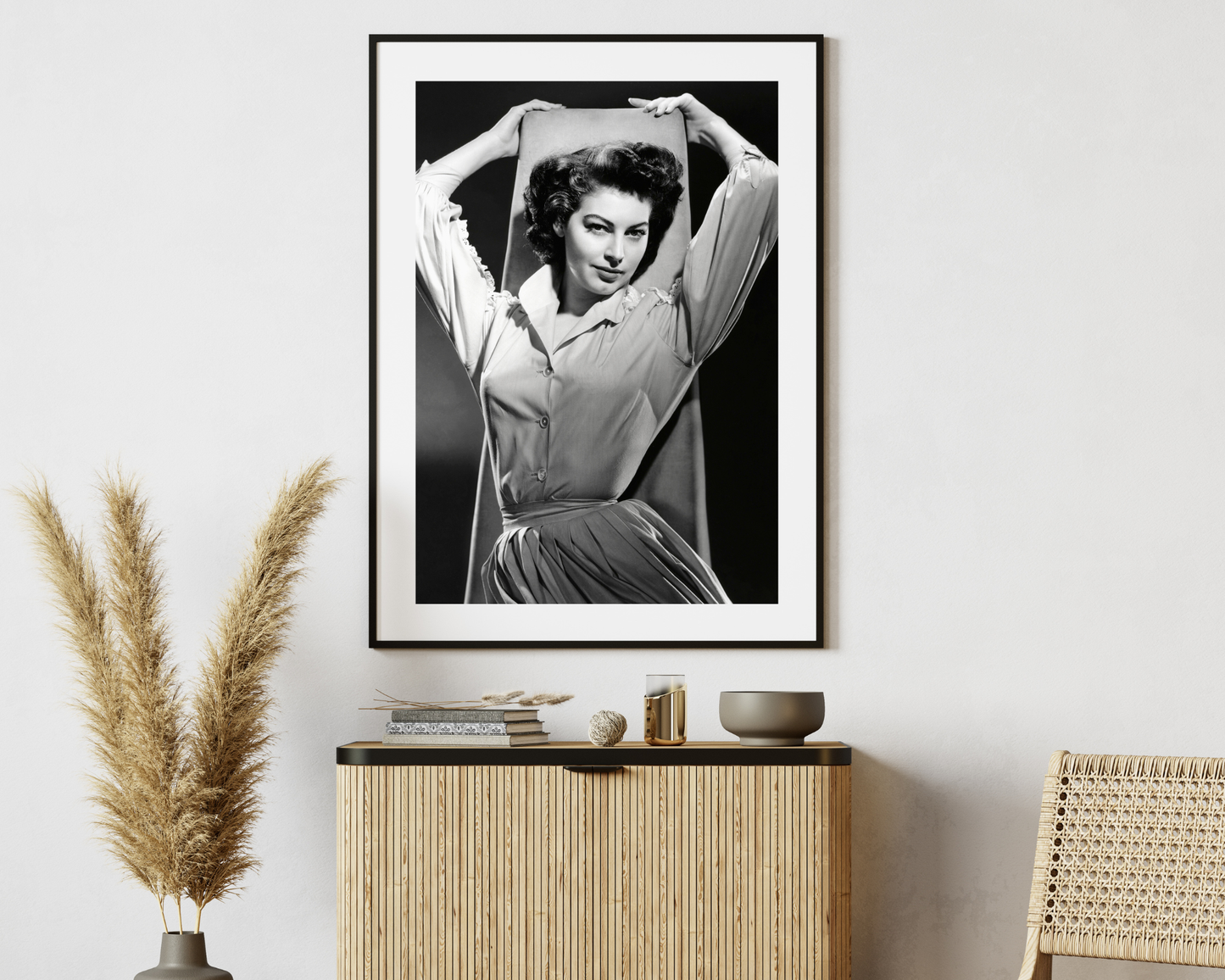 Johnny Cash joue de l'harmonica