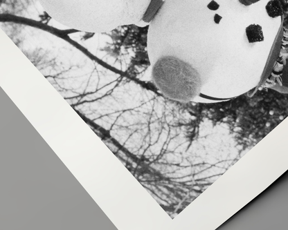 Johnny Cash joue de l'harmonica