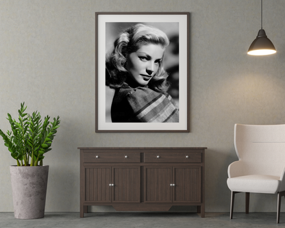 Johnny Cash joue de l'harmonica