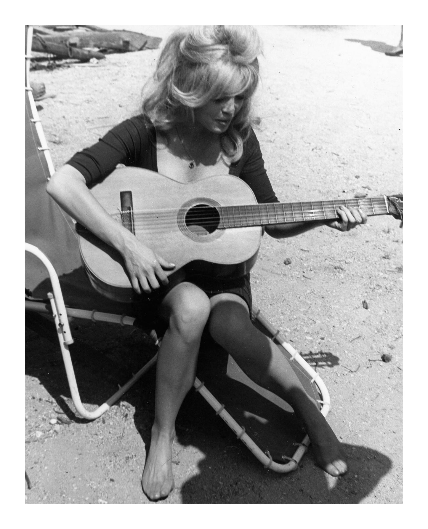 Brigitte Bardot: Beach Guitar