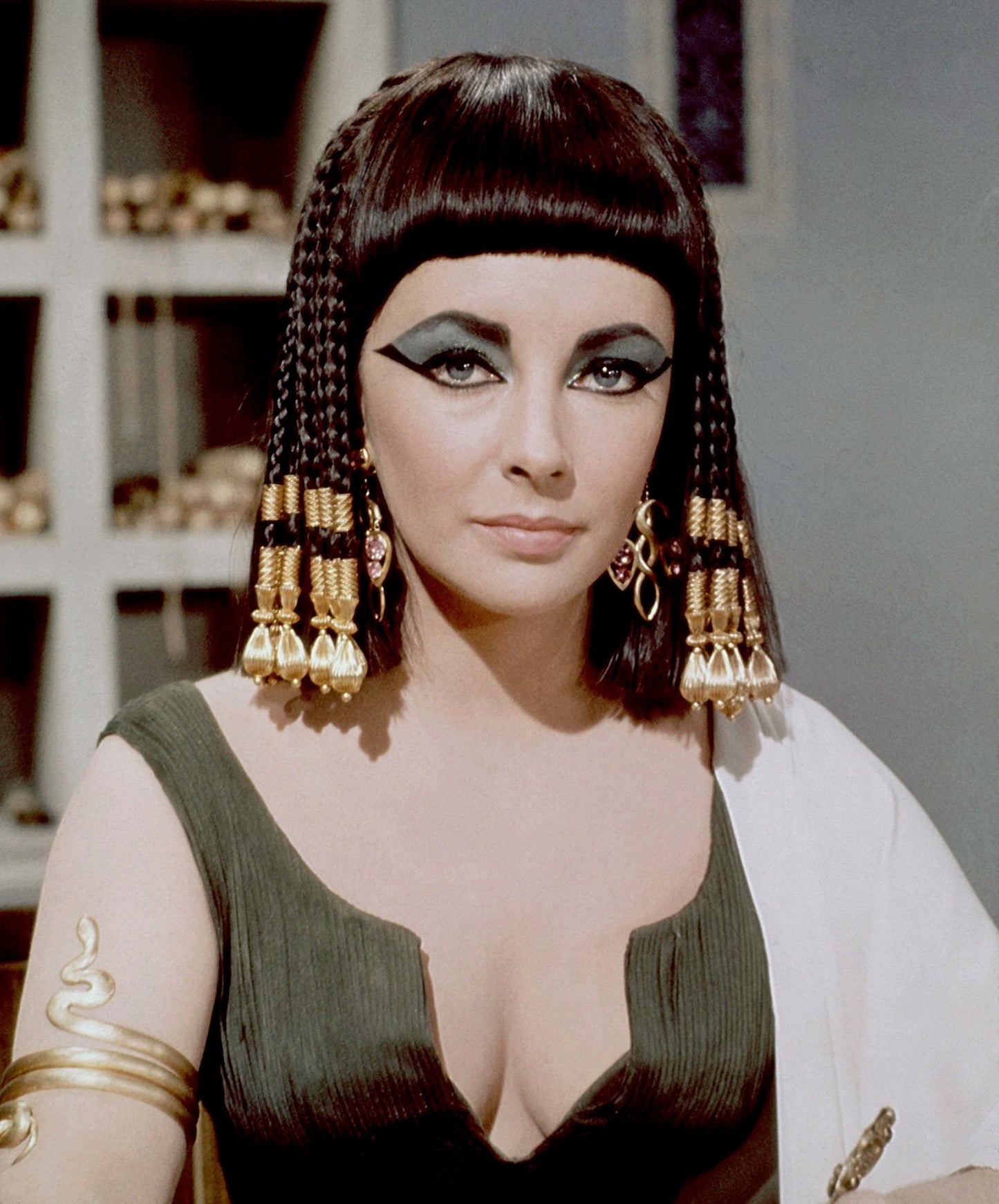 Johnny Cash spielt Mundharmonika