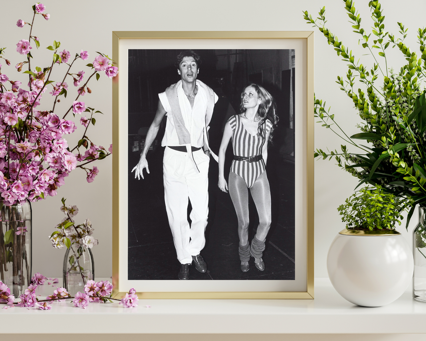 Johnny Cash spielt Mundharmonika