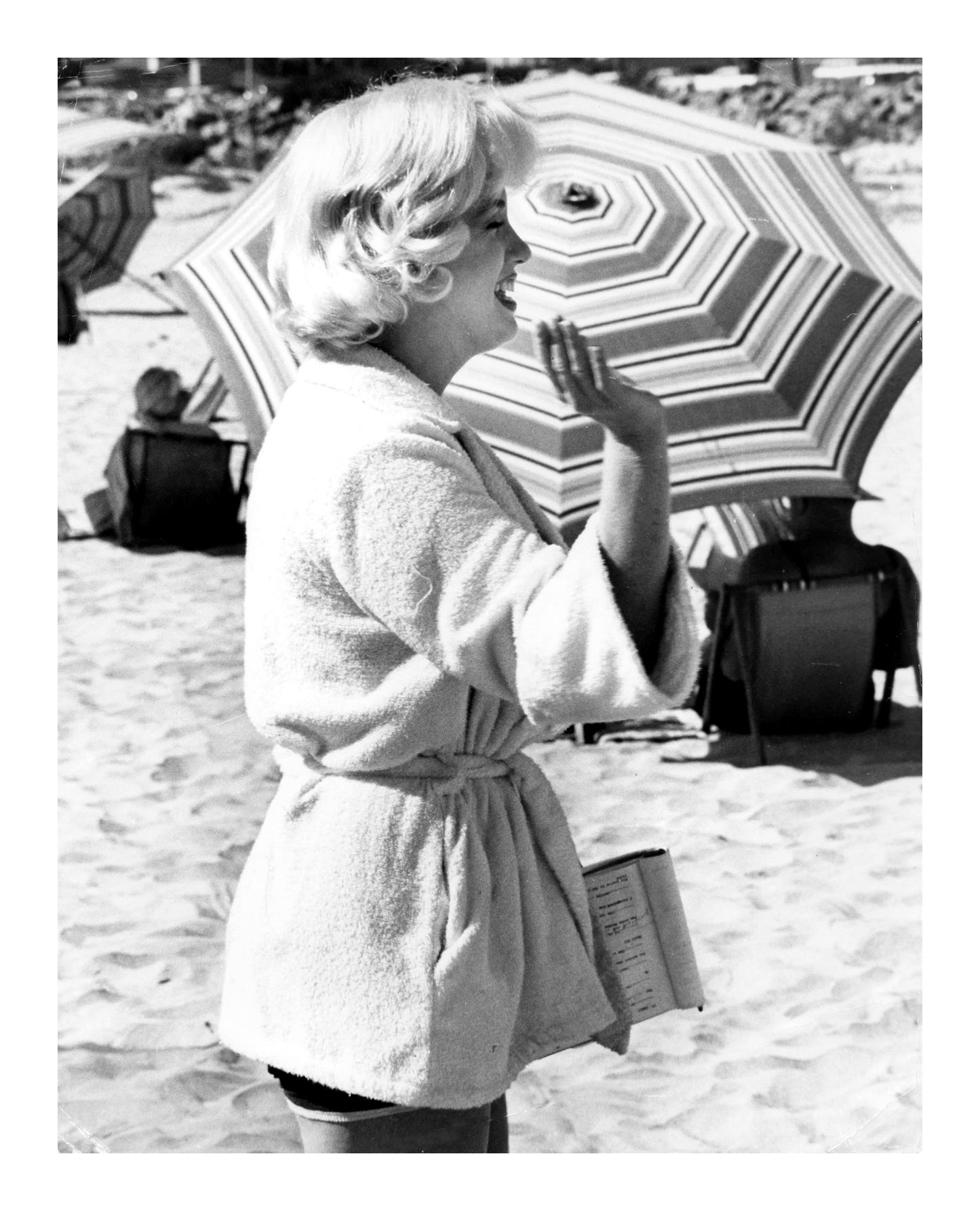Marilyn Monroe: Behind Beach Scene for Some Like It Hot