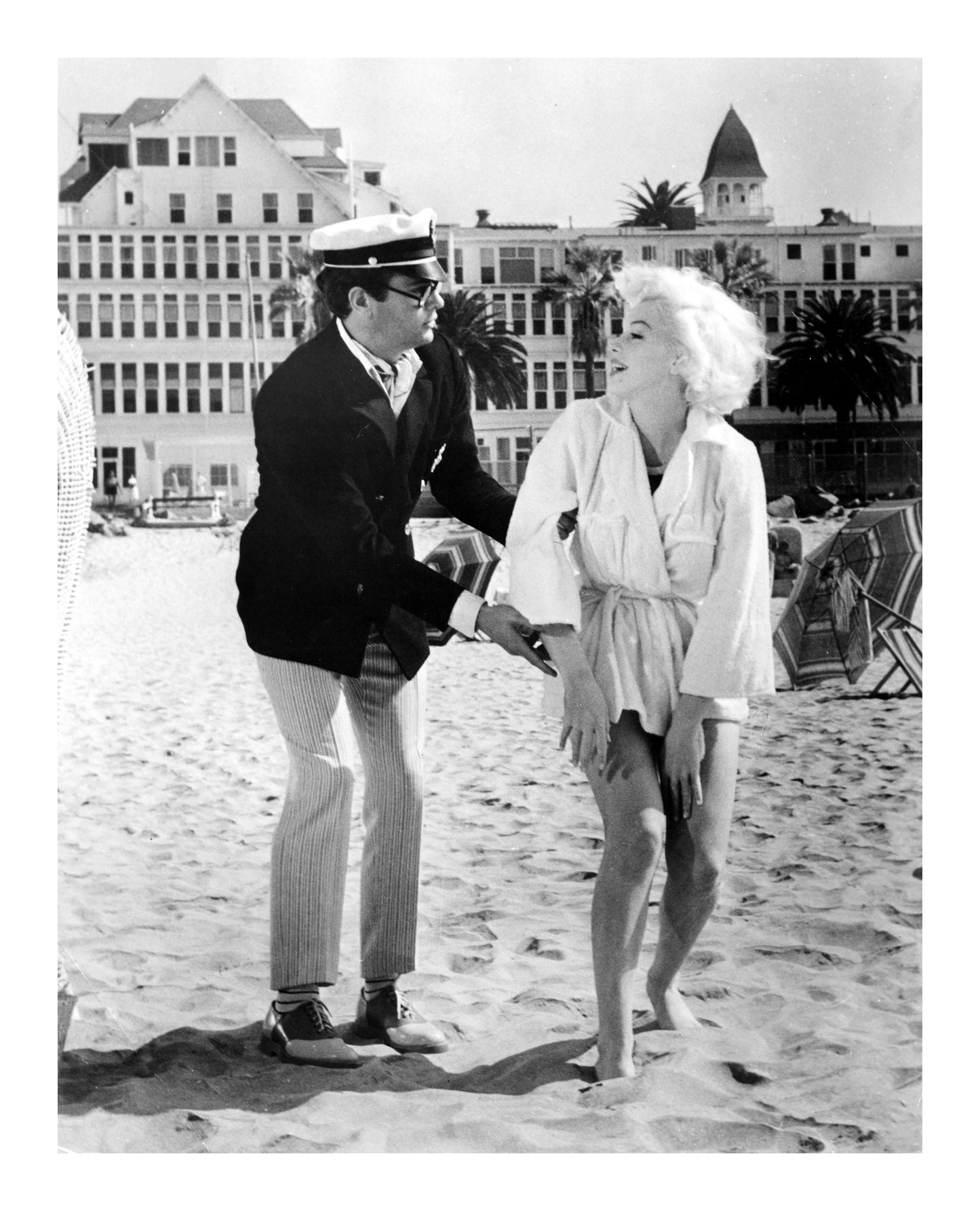 Marilyn Monroe and Tony Curtis in Some Like It Hot