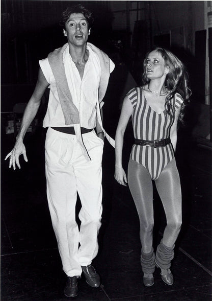 Johnny Cash spielt Mundharmonika