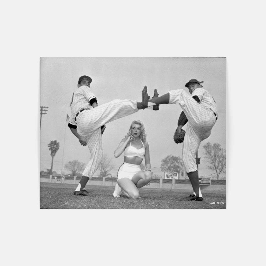 Jayne Mansfield with Baseball Players