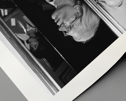 Johnny Cash spielt Mundharmonika