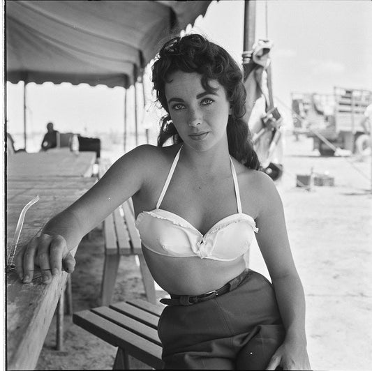 Elizabeth Taylor hinter den Kulissen