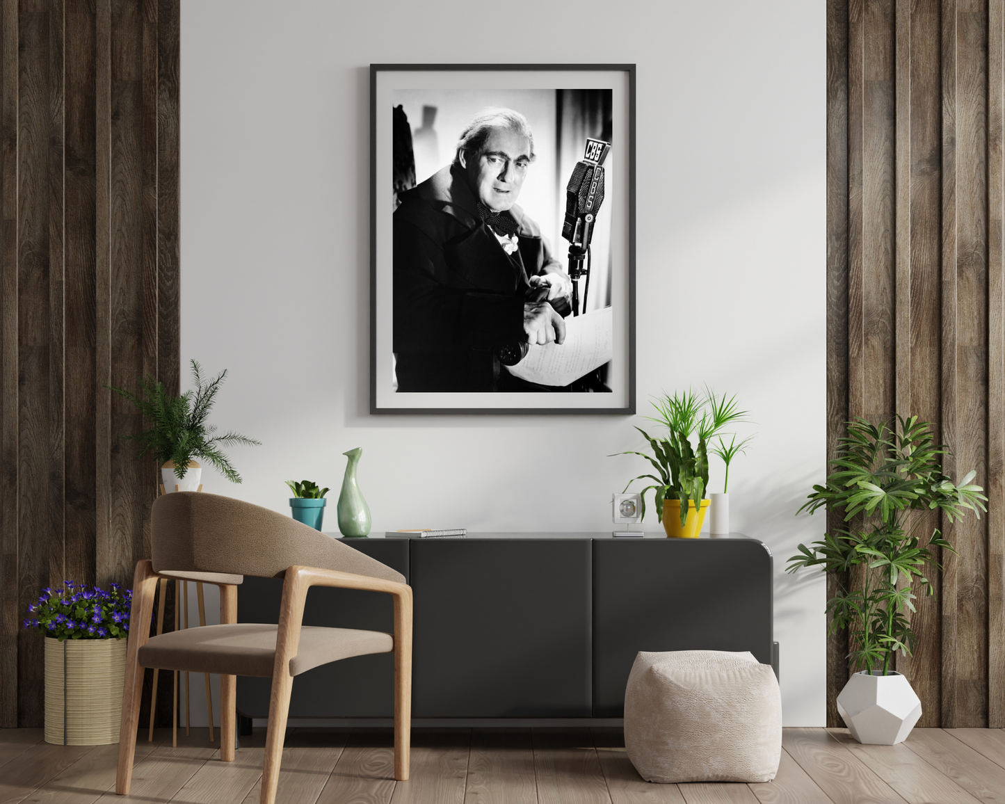 Johnny Cash joue de l'harmonica