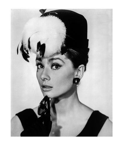 Le chapeau à plumes de Breakfast at Tiffany's d'Audrey Hepburn