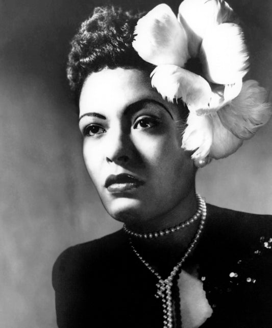 Johnny Cash joue de l'harmonica