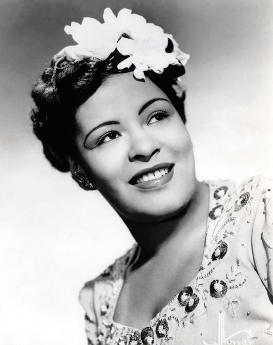 Johnny Cash joue de l'harmonica