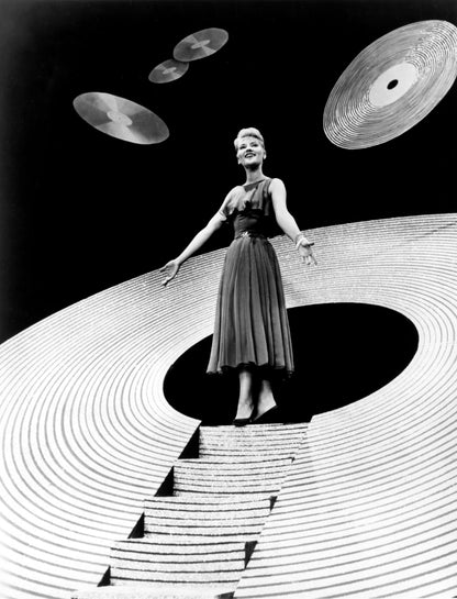 Johnny Cash spielt Mundharmonika