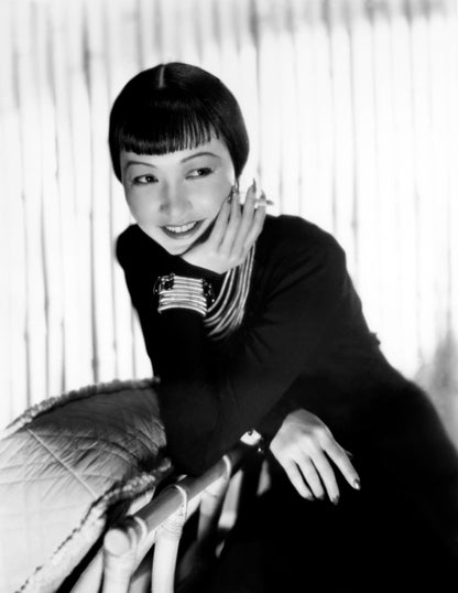 Johnny Cash spielt Mundharmonika