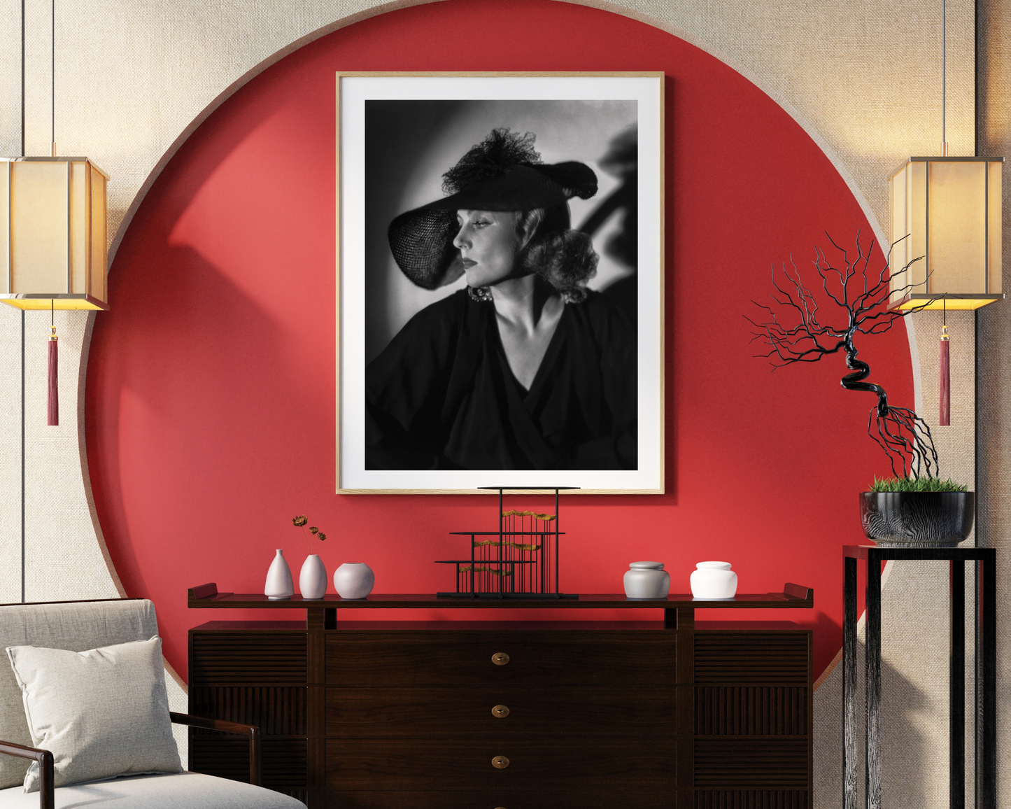 Portrait dramatique de Carole Lombard avec chapeau