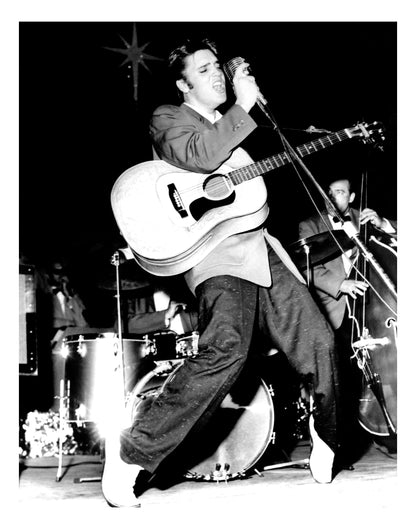 Elvis Presley fait sensation sur scène