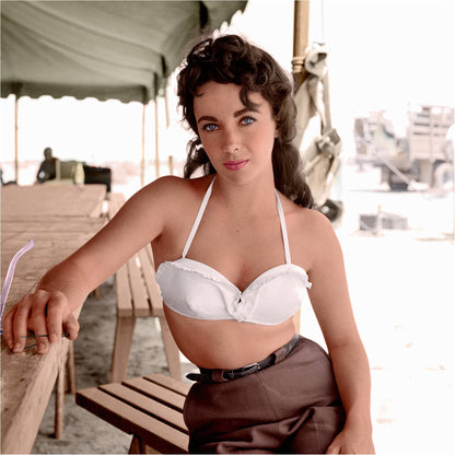 Elizabeth Taylor hinter den Kulissen