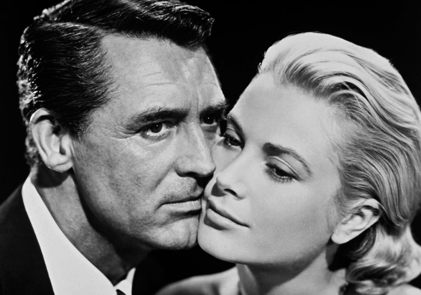 Cary Grant et Grace Kelly dans La Main au collet