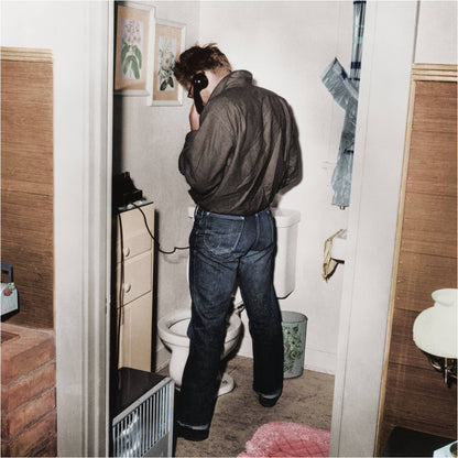 James Dean in der Toilette