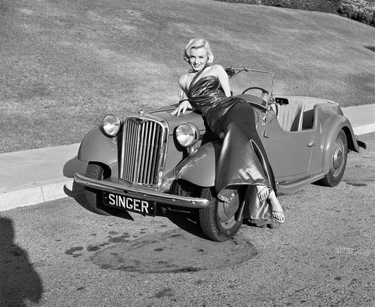 Marilyn Monroe mit Classic Roadster für „Wie angelt man sich einen Millionär?“