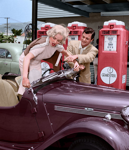 Mamie Van Doren et Richard Long font le plein