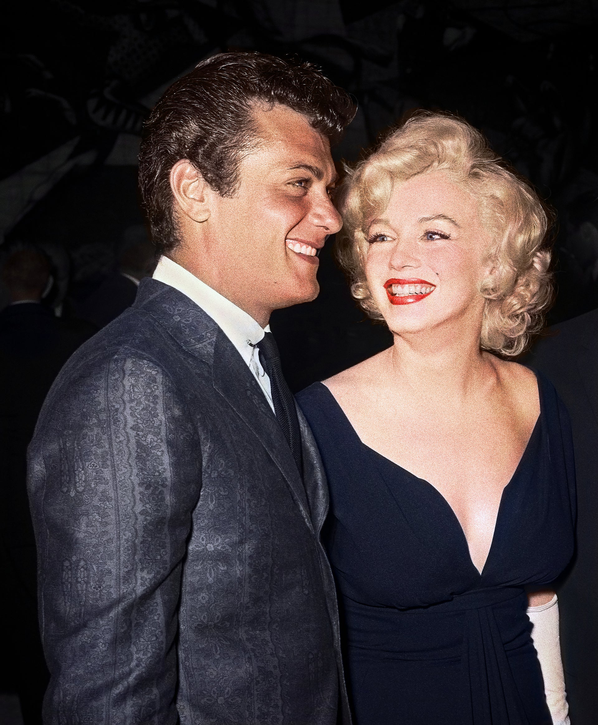 Marilyn Monroe and Tony Curtis - Limited Edition Print – Globe Photos