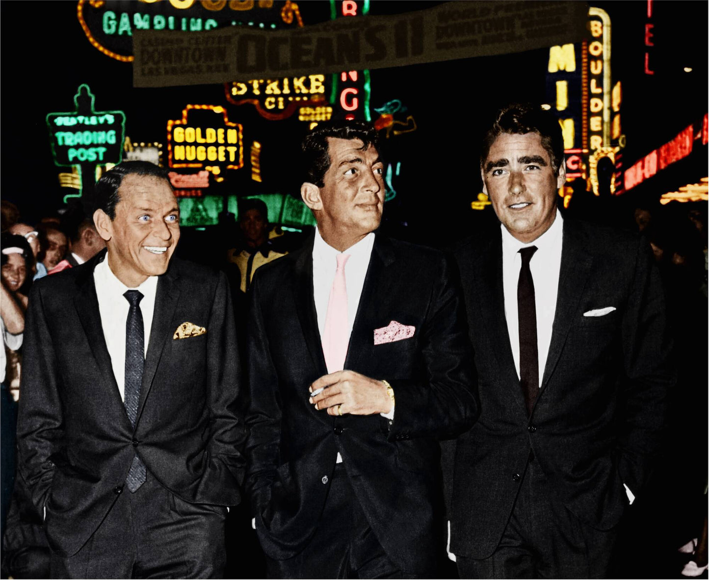 Frank Sinatra, Dean Martin et Peter Lawford à Las Vegas pour la première de « Ocean's Eleven »