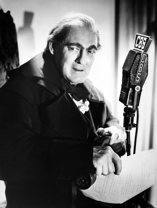 Johnny Cash joue de l'harmonica