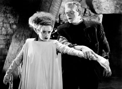 Johnny Cash joue de l'harmonica