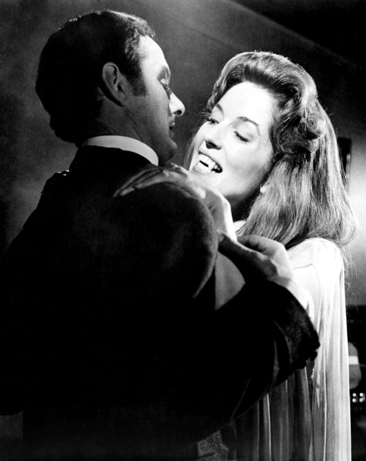 Johnny Cash joue de l'harmonica