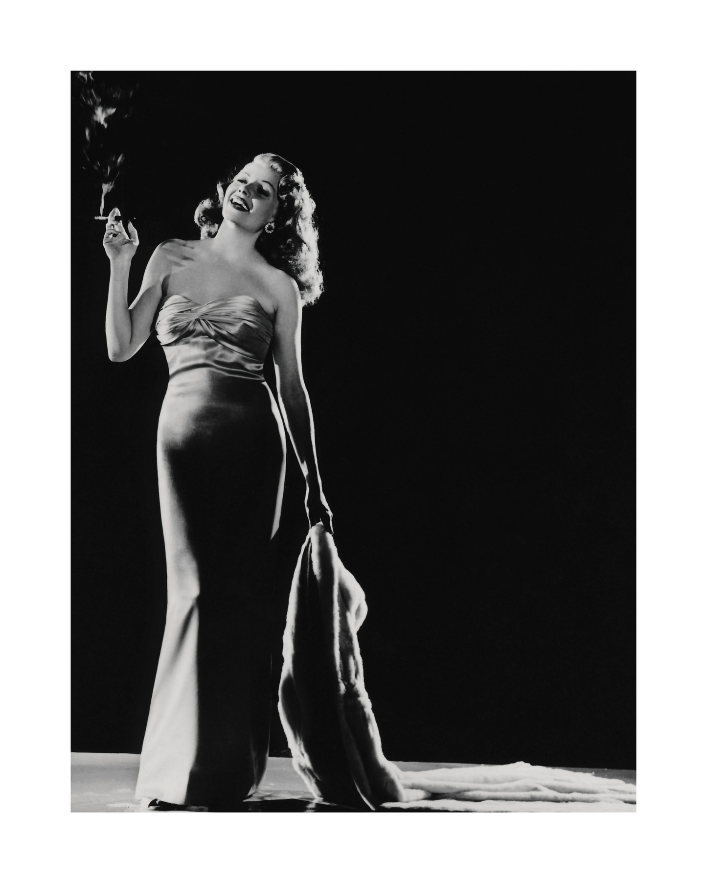 Johnny Cash joue de l'harmonica