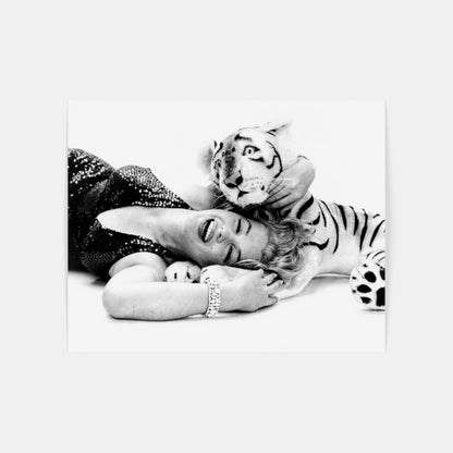 Marilyn Monroe with Tiger