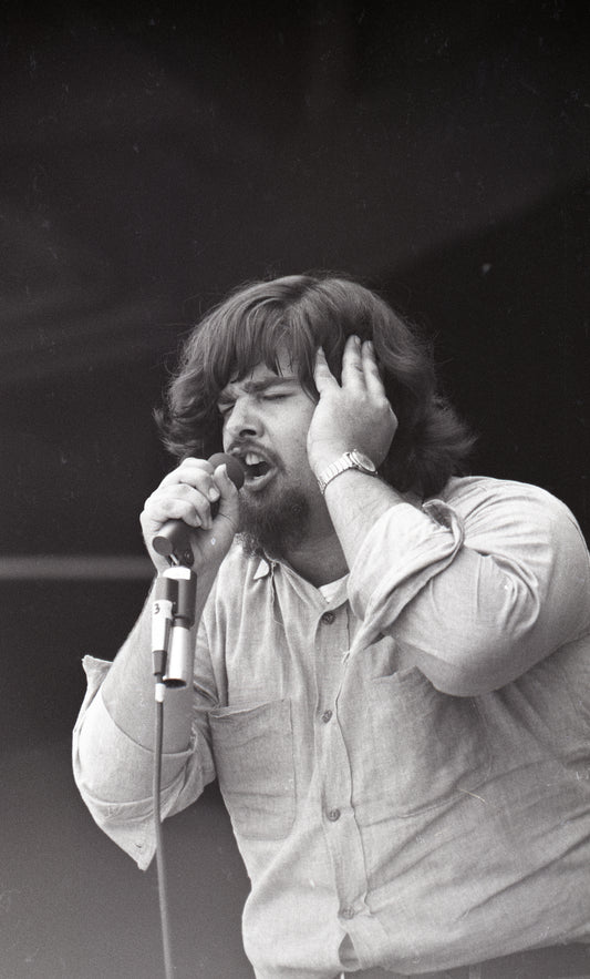 Bob Hite of Canned Heat Singing on Stage