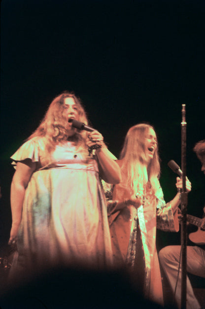 Mama Cass and Michelle Phillips Performing at Monterey Pop