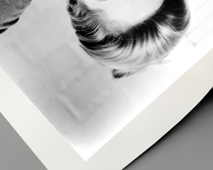 Johnny Cash spielt Mundharmonika