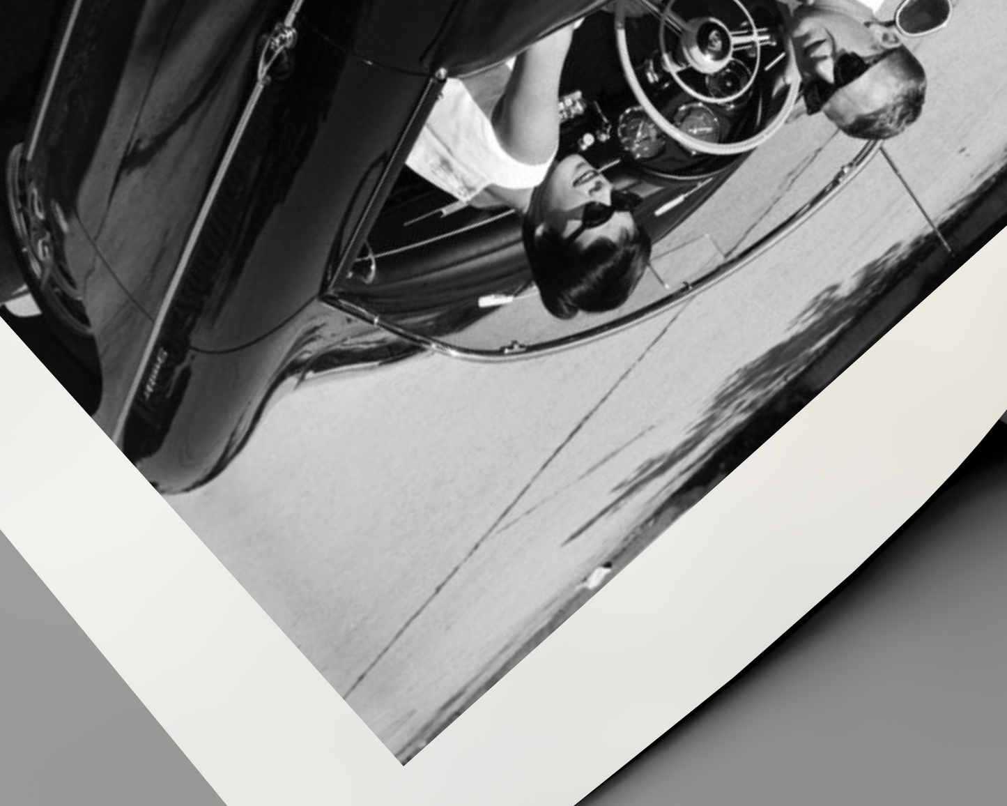 Steve McQueen im Porsche mit Neile Adams