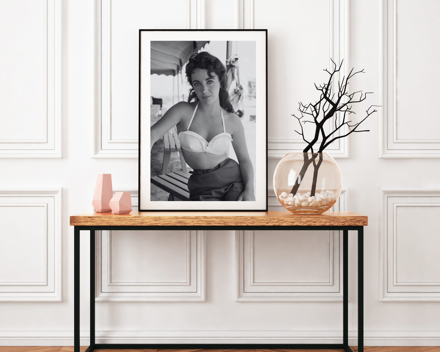 Elizabeth Taylor Behind the Scenes