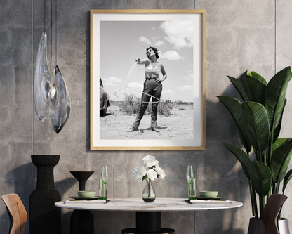 Elizabeth Taylor fait tourner le lasso dans "Géant"