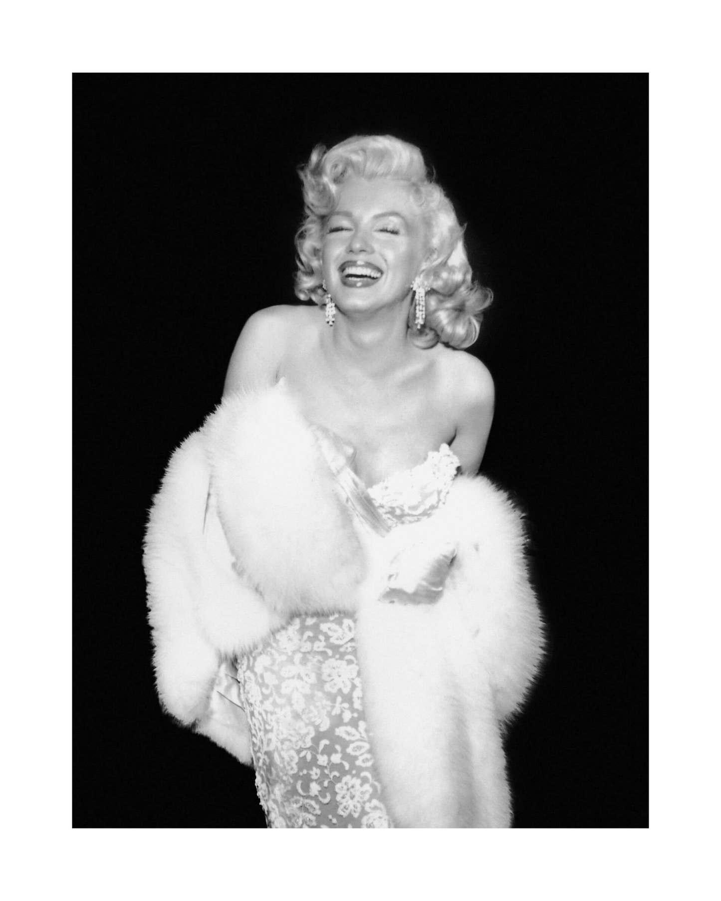 Marilyn Monroe Smiling in Fur