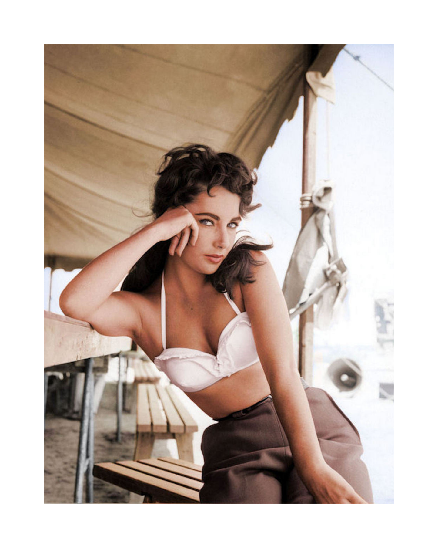 Elizabeth Taylor am Set von „Giant“