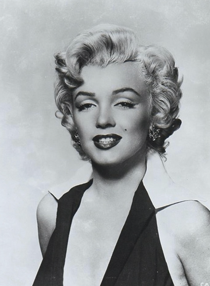 Marilyn Monroe - The Iconic Andy Warhol