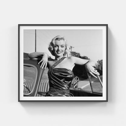 Marilyn Monroe Smiling by Frank Worth